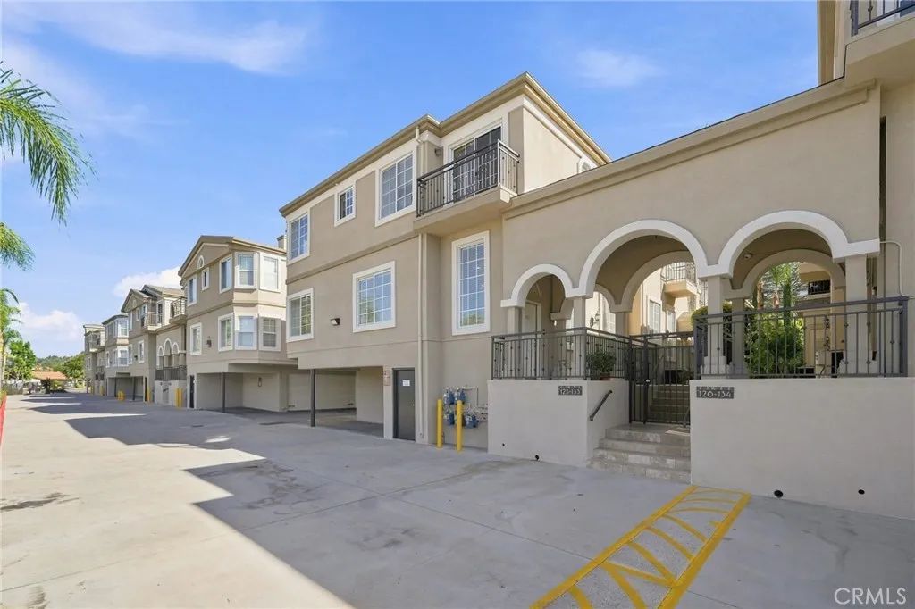 4516 Ramsdell 125, La Crescenta, CA 91214