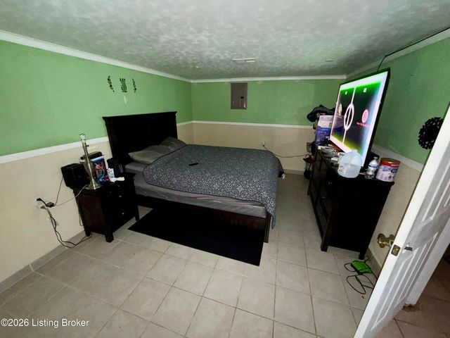 1424 Delmar Ln, Louisville, KY 40216