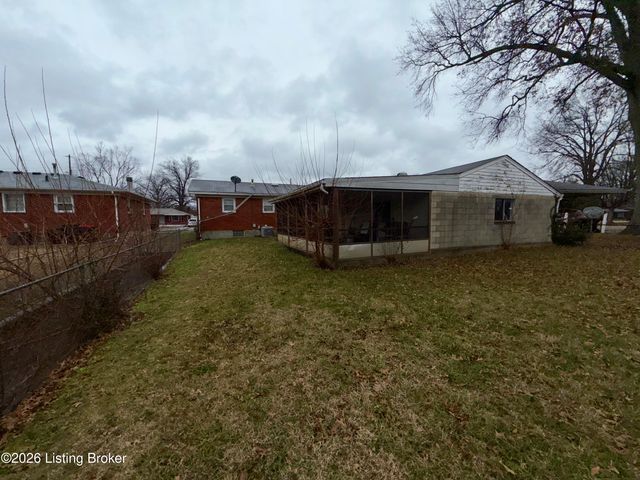 1424 Delmar Ln, Louisville, KY 40216