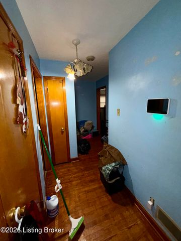 1424 Delmar Ln, Louisville, KY 40216