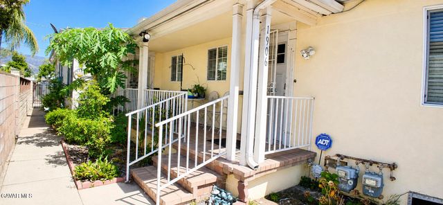 1906 Jackson Street, Burbank, CA 91504