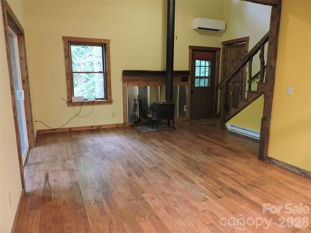 963 Melton Branch Road, Bakersville, NC 28705