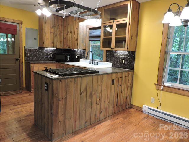 963 Melton Branch Road, Bakersville, NC 28705