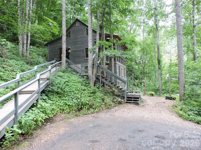 963 Melton Branch Road, Bakersville, NC 28705