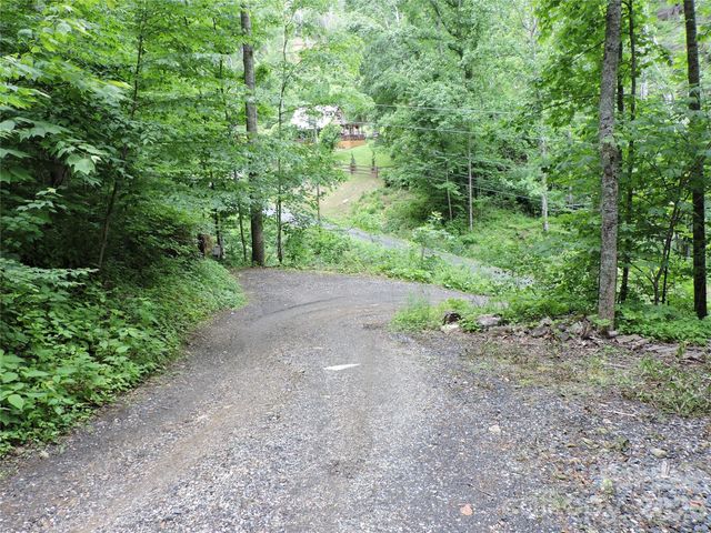 963 Melton Branch Road, Bakersville, NC 28705