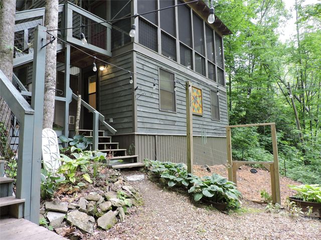 963 Melton Branch Road, Bakersville, NC 28705