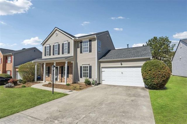 2311 Fall Creek Landing, Loganville, GA 30052