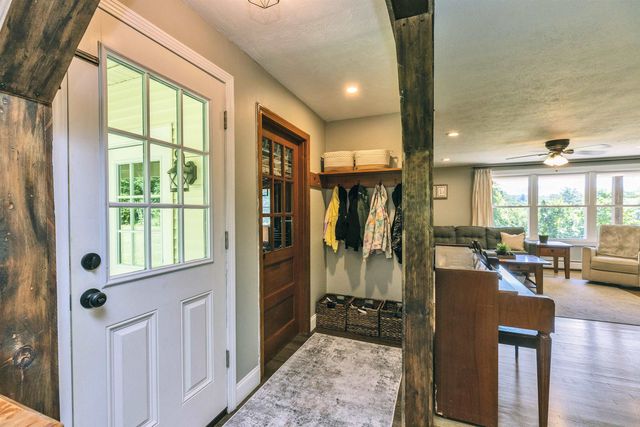 16 Currier Avenue, Peterborough, NH 03458