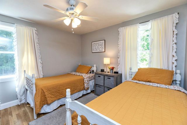16 Currier Avenue, Peterborough, NH 03458