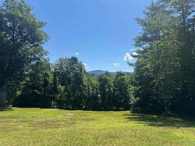 16 Currier Avenue, Peterborough, NH 03458