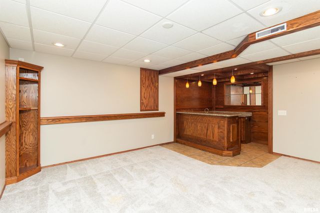 2104 MARIGOLD Drive, Pekin, IL 61554