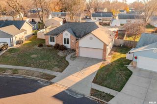 2104 MARIGOLD Drive, Pekin, IL 61554