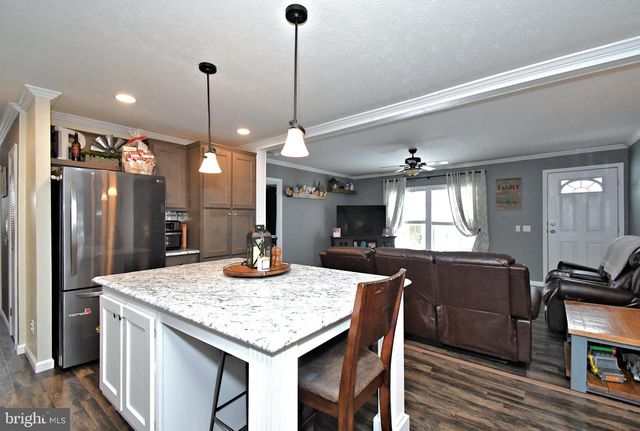 233 HEMLOCK DR, Doylestown, PA 18901