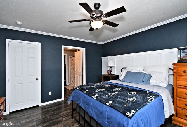 233 HEMLOCK DR, Doylestown, PA 18901