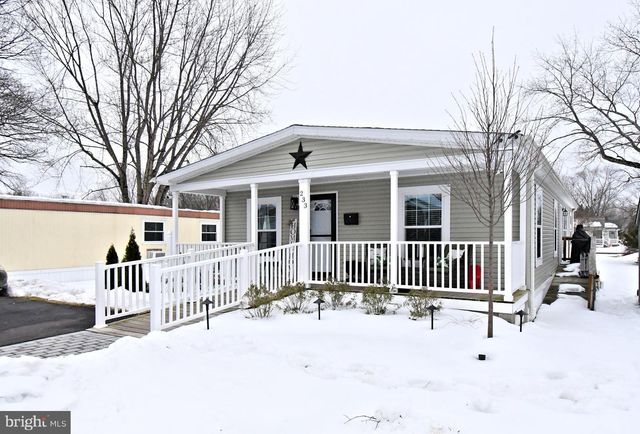 233 HEMLOCK DR, Doylestown, PA 18901