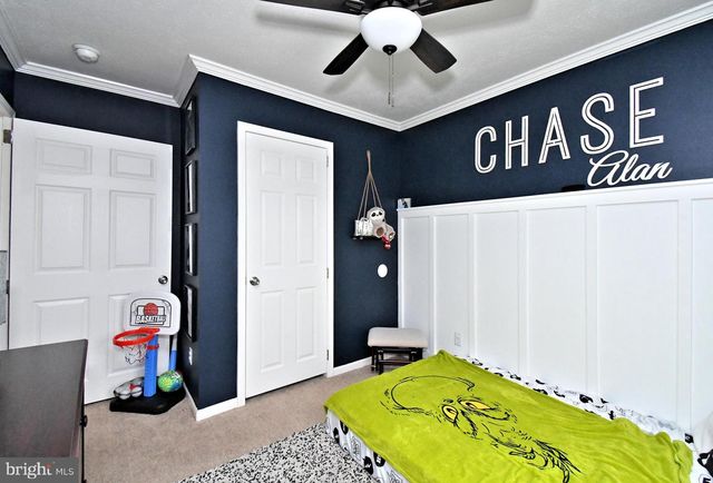 233 HEMLOCK DR, Doylestown, PA 18901