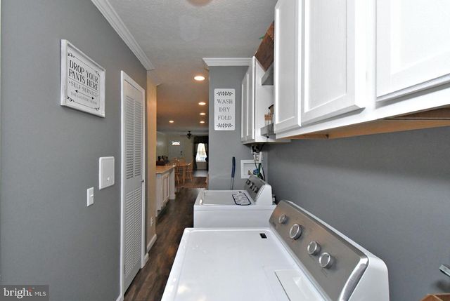 233 HEMLOCK DR, Doylestown, PA 18901