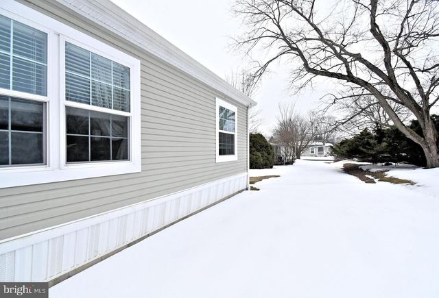 233 HEMLOCK DR, Doylestown, PA 18901