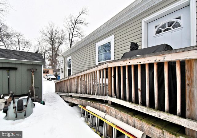 233 HEMLOCK DR, Doylestown, PA 18901