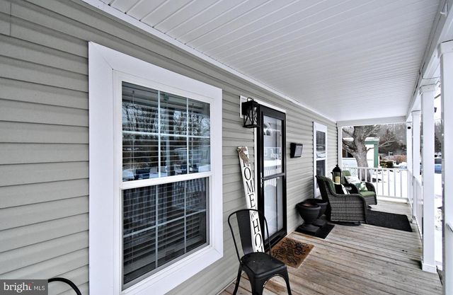 233 HEMLOCK DR, Doylestown, PA 18901