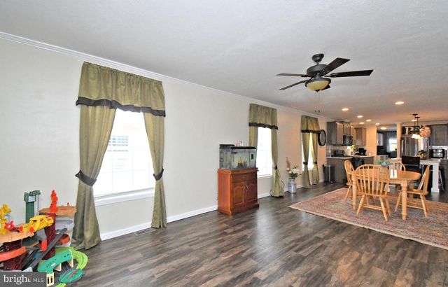 233 HEMLOCK DR, Doylestown, PA 18901