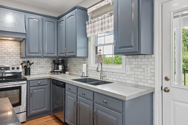 609 Statesville Rd, Watertown, TN 37184