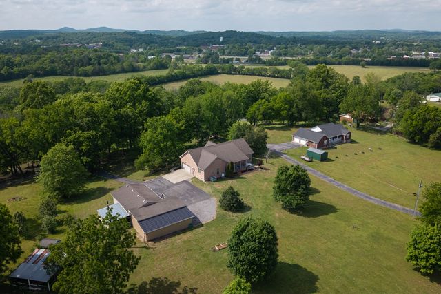 609 Statesville Rd, Watertown, TN 37184