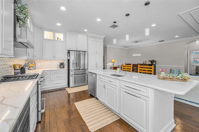 8449 BLUEVINE SKY DRIVE, Land O Lakes, FL 34637