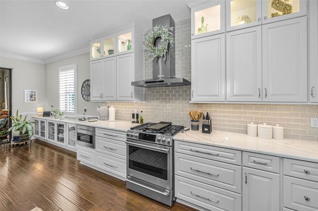 8449 BLUEVINE SKY DRIVE, Land O Lakes, FL 34637