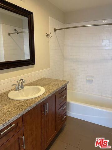 315 W 5th Street 910, Los Angeles, CA 90013