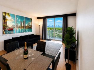 900 SW 8th St 1103, Miami, FL 33130