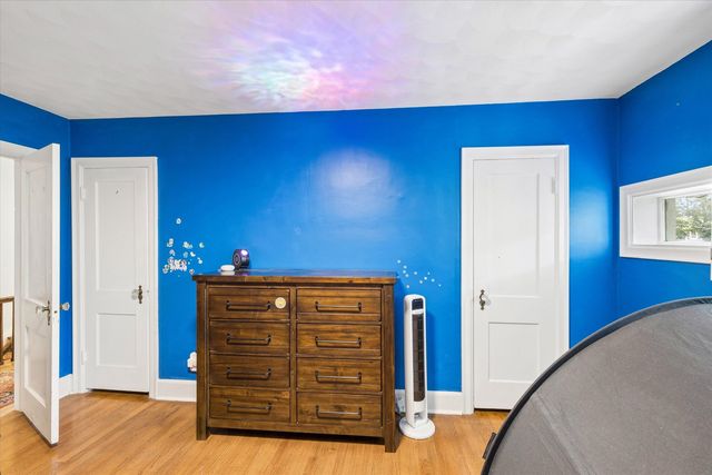 237 Ridgewood Avenue, Davenport, IA 52803