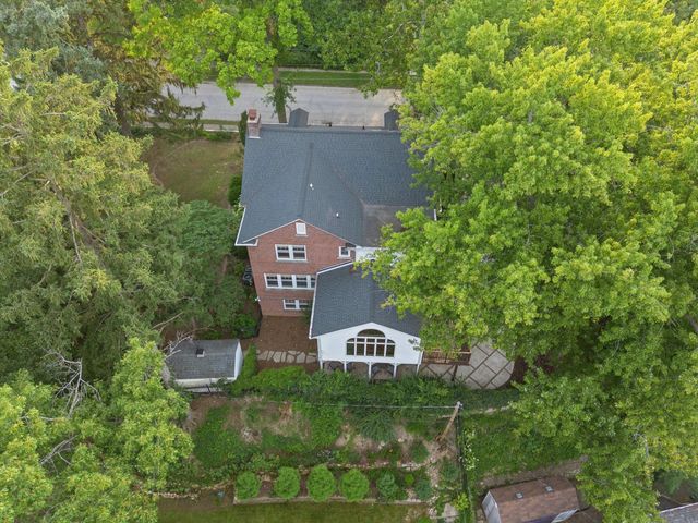 237 Ridgewood Avenue, Davenport, IA 52803