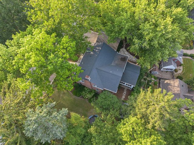 237 Ridgewood Avenue, Davenport, IA 52803