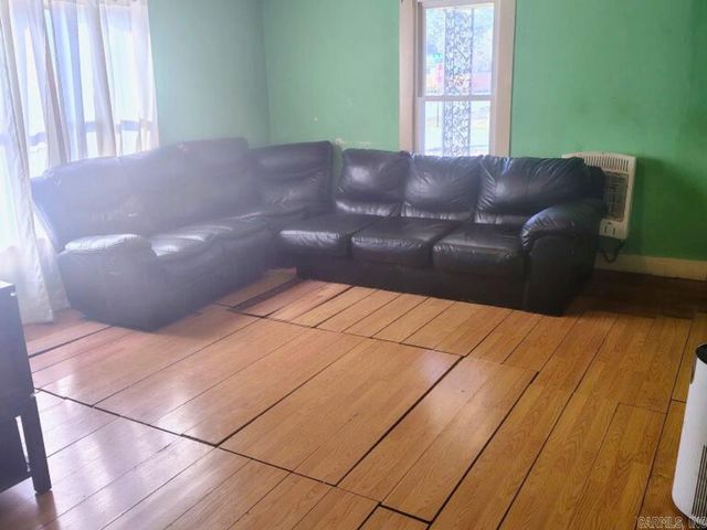 701 E 3rd Street, Carlisle, AR 72024