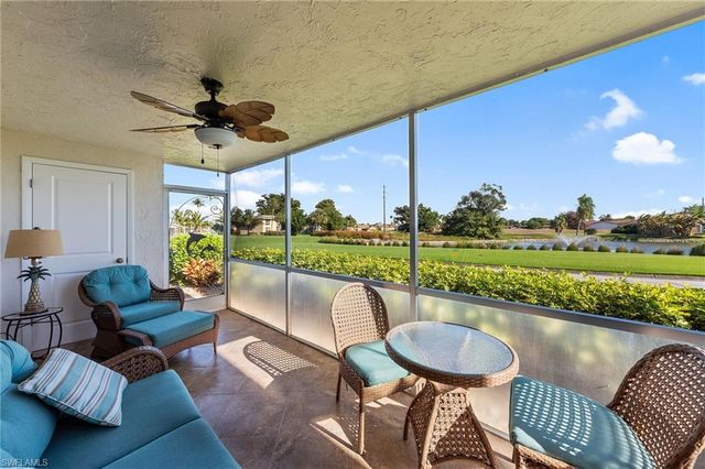 105 Penny LN # 5, Naples, FL 34112