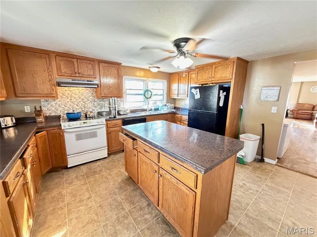 804 S Askins Street, Salem, MO 65560