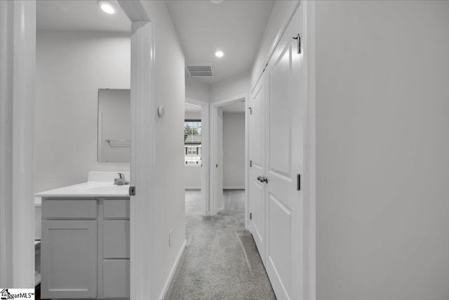 145 Fernside Court, Greenville, SC 29617