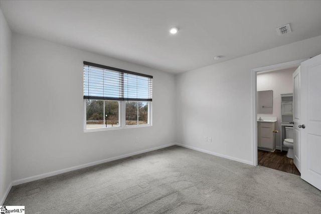 145 Fernside Court, Greenville, SC 29617