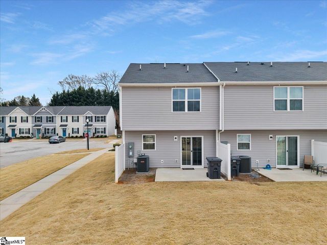 145 Fernside Court, Greenville, SC 29617