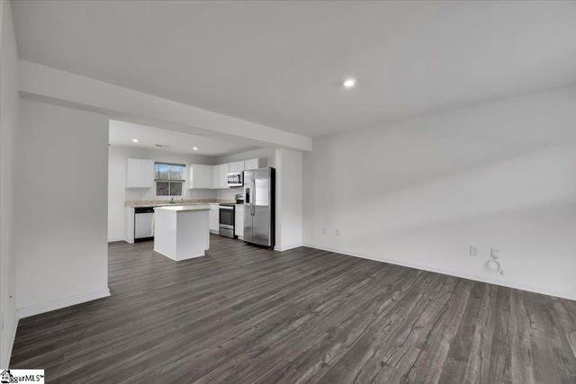 145 Fernside Court, Greenville, SC 29617