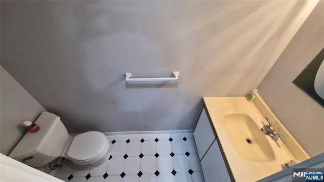 55 Clinton Place 304, Hackensack, NJ 07601