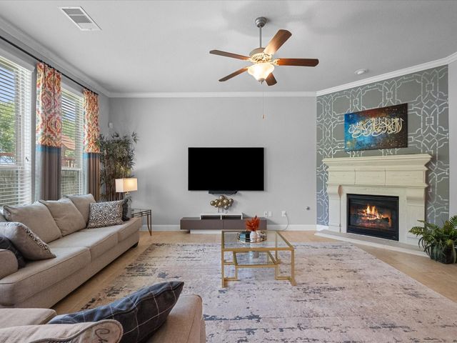 5323 Savannah Bend Drive, Rosharon, TX 77583