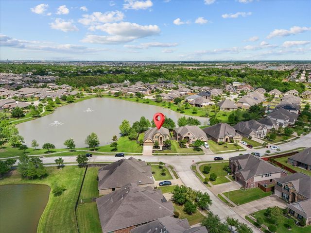 5323 Savannah Bend Drive, Rosharon, TX 77583