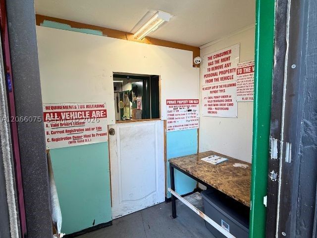 14415 NW 7th Ave, Miami, FL 33168