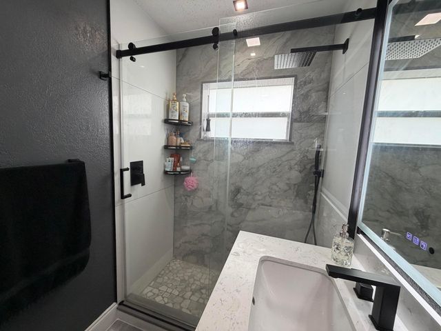 709 Caddie Place, West Palm Beach, FL 33409