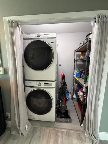 709 Caddie Place, West Palm Beach, FL 33409