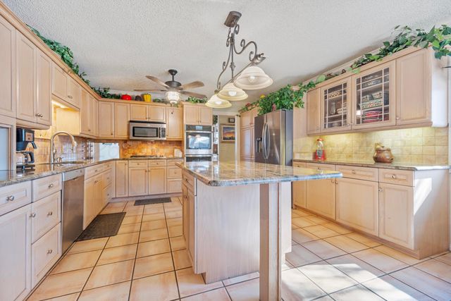 1305 S Ponderosa, Wheeler, TX 79096