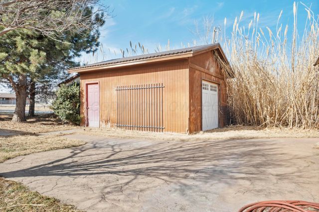 1305 S Ponderosa, Wheeler, TX 79096