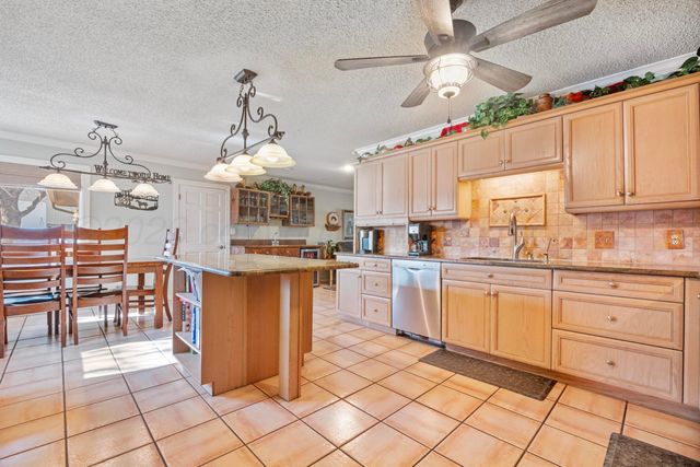 1305 S Ponderosa, Wheeler, TX 79096